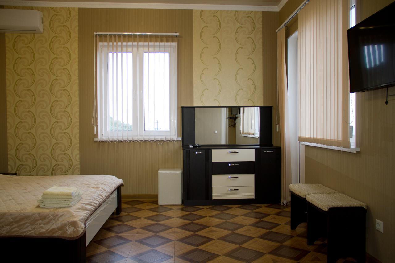 Guest House Vzgorye Гагра Екстер'єр фото
