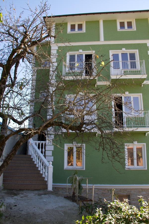 Guest House Vzgorye Гагра Екстер'єр фото
